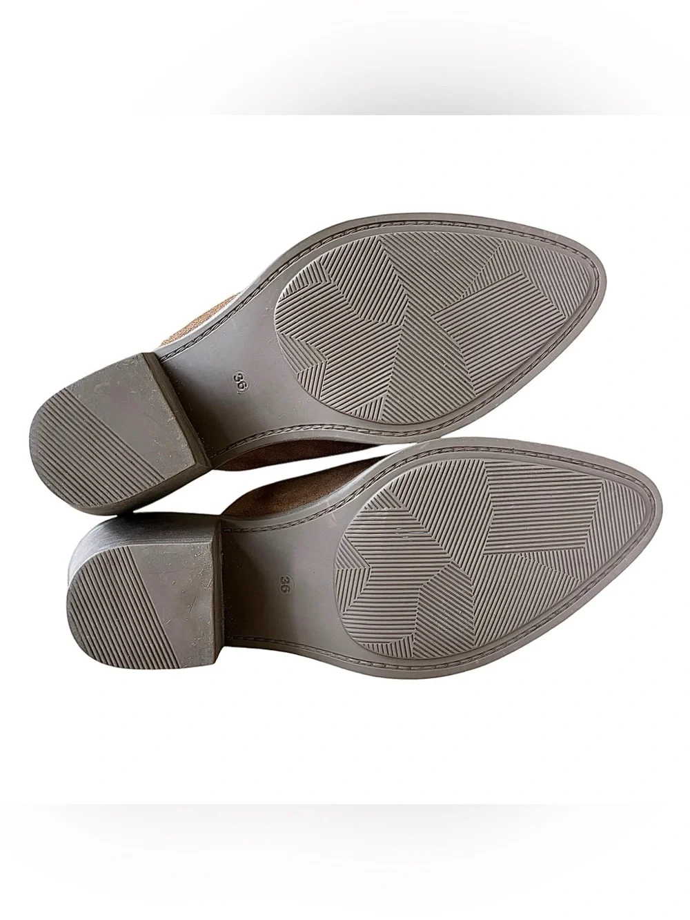 INTENTIONALLY BLANK Natural Suede Mules